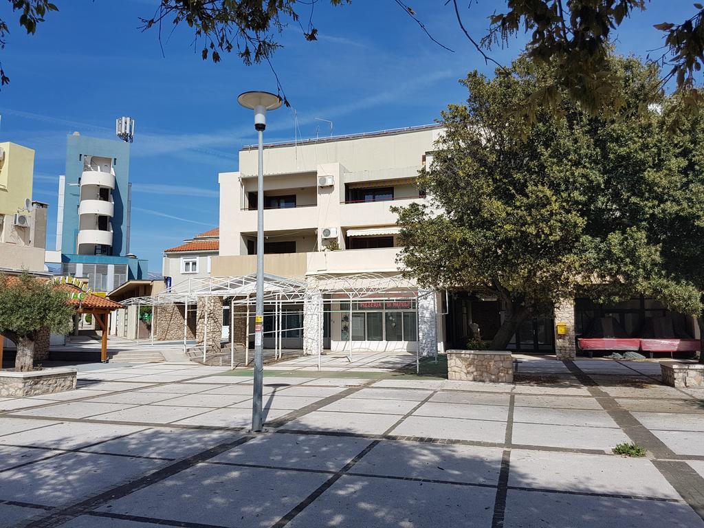 City Center Apartments Novalja Luaran gambar
