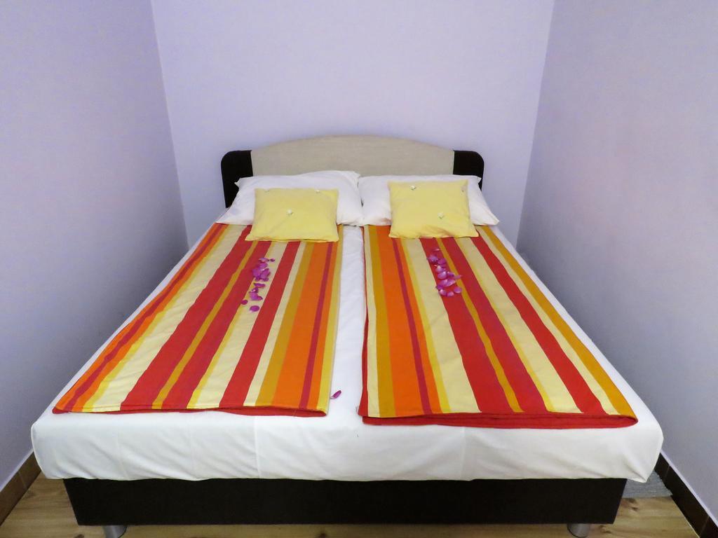 City Center Apartments Novalja Luaran gambar
